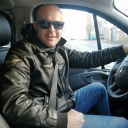 Anatolii 39 Rotterdam