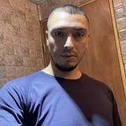 Jonathan 38 Santiago