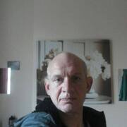 Valerijus Petrikas 58 Leeds