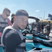 Chris 26 Chantilly