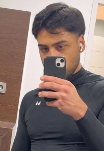 Ali (@ali88634) — my photo № 4