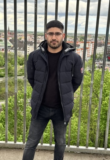 Abuzer (@abuzer30) — my photo № 1