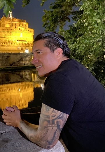 Eduardo (@name4577) — my photo № 1