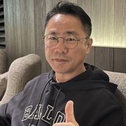 Daniel Son 45 Seoul