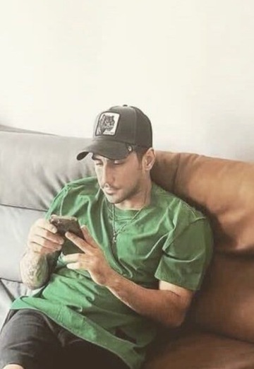 Navid (@navid127) — my photo № 1