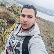 Andrés 32 Bogota