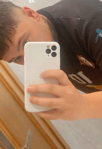 Kevin (@kevin3415) — my photo № 1