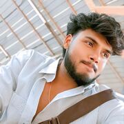 Navneet 26 Dubai