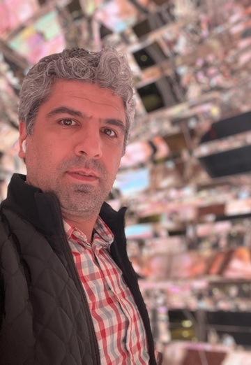 Yaser (@yaser202) — my photo № 1