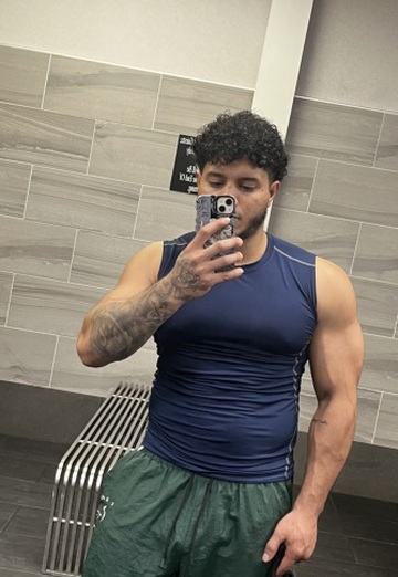 Andrés (@andres1687) — my photo № 1