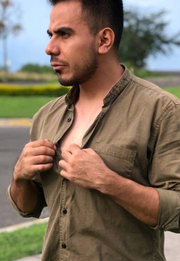 Frank (@francisco1011) — my photo № 5