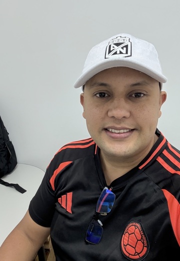 Alejandro (@alejandro1624) — my photo № 1