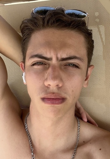 Diego (@diego1565) — my photo № 1