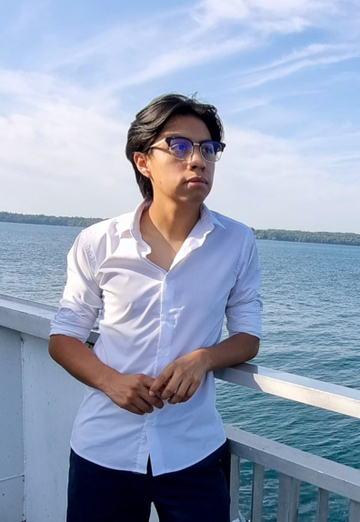 Jesus Uriel (@jesusuriel) — my photo № 1