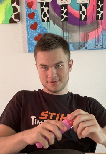 Robin (@robin923) — my photo № 1