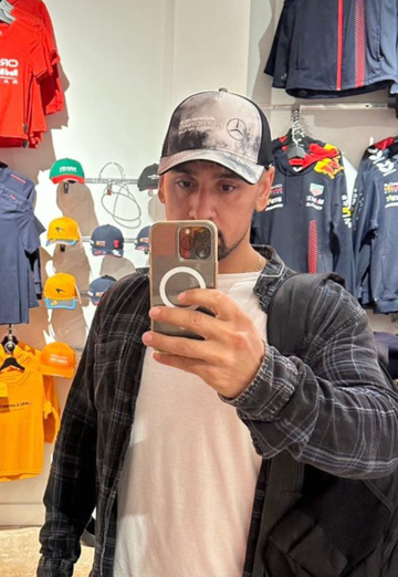 Ya (@ya2342) — my photo № 1