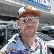 Sergei 38 Tel Aviv-Yafo